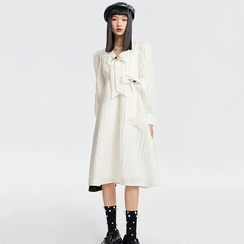 A163肌理感连衣裙