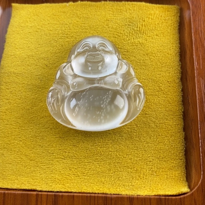 石英质玉颈饰未镶嵌桃**夭