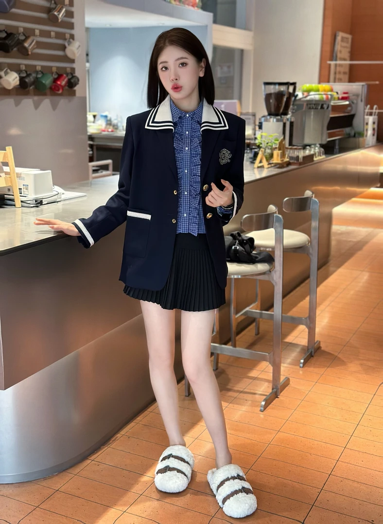 设计师品牌MOSOL 深蓝色学院风西装外套E42A14BN101B