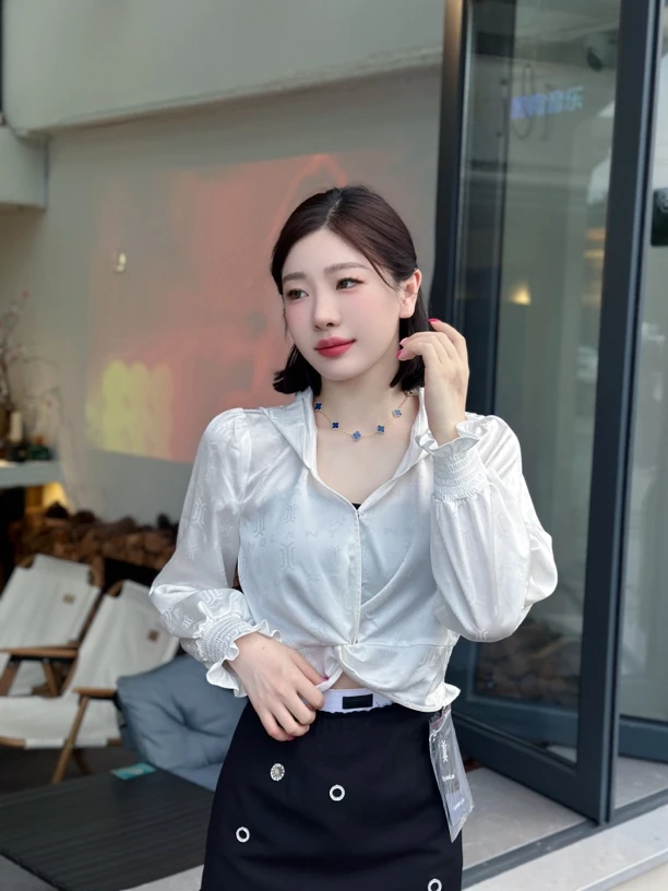 UU买手店YJL白色连帽衫YJL24D7059-02