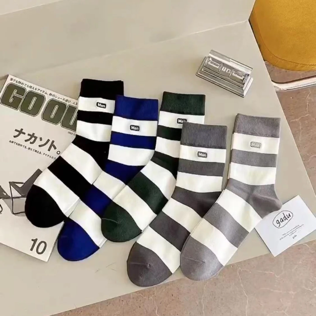 春秋季长筒小标刺绣条纹设计男士百搭ins棉袜中筒袜潮流学院风