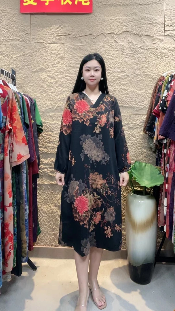 （百花盛开）新款气质遮肉显瘦气质中款v领宽松连衣裙