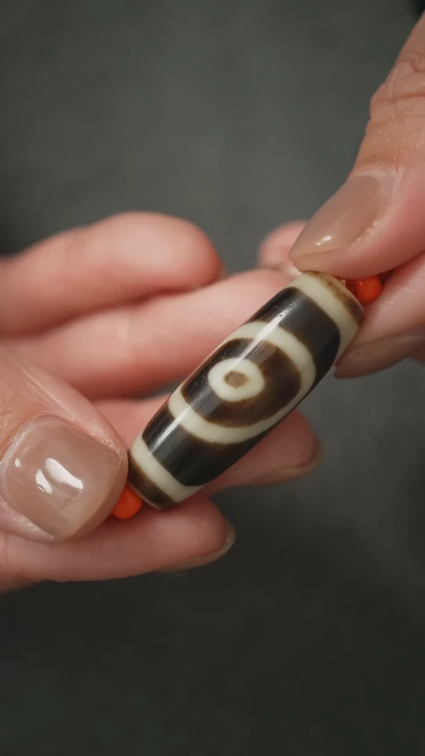 【闪购商品】玛瑙/玉髓颈饰未镶嵌蚀花玛瑙珠定制编绳