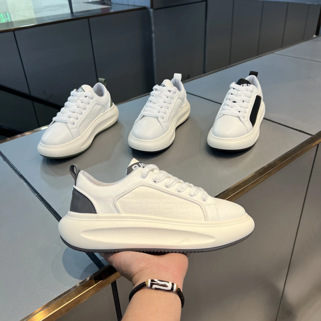 2024秋季新款AJ家男士时尚轻奢潮流百搭舒适软底压花皮面款老爹鞋