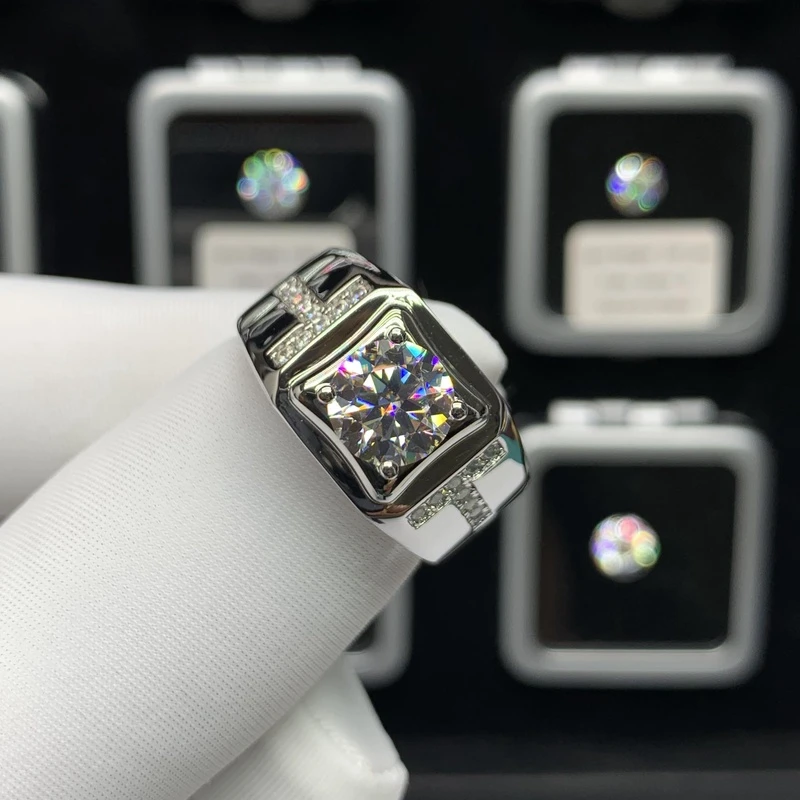 925银莫桑石戒指 T字亮面款式男戒男士男款经典镶嵌莫桑戒白色