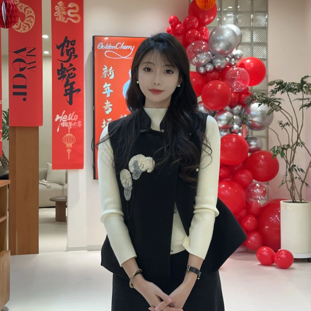 1【Golden cherry】黑色潮流时尚亮片刺绣马甲外套QDD064