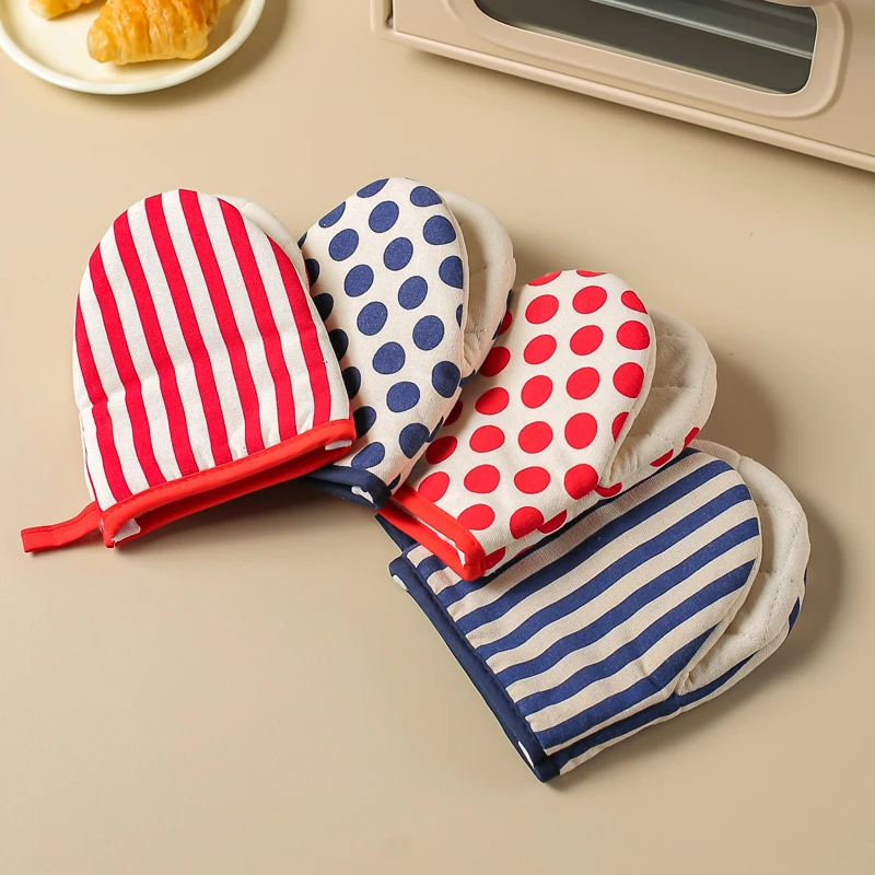 川岛屋厨房隔热手套耐高温加厚防烫套家用烤箱微波炉专用烘焙手套