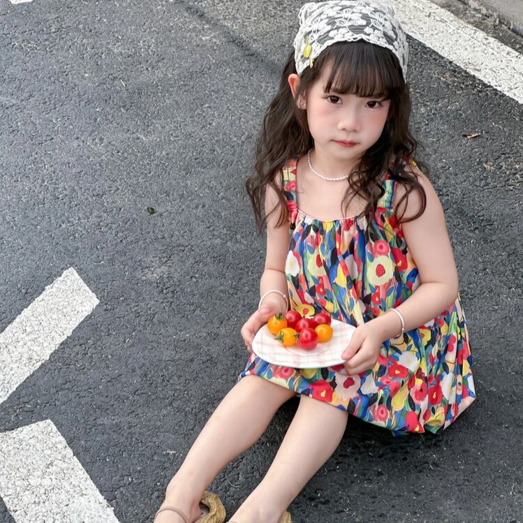 女童吊带裙2024夏季新款油彩斑斓满印花朵宝宝文艺可爱清凉连衣裙
