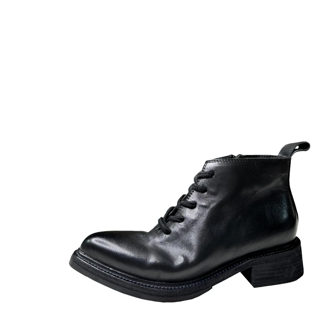 2024年秋冬新款重工水洗做旧意大利马皮中跟尖头时尚百搭短靴