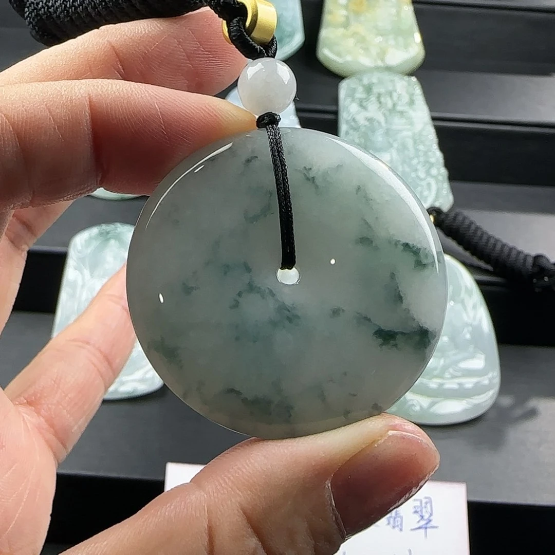 翡翠颈饰未镶嵌天然翡翠A货