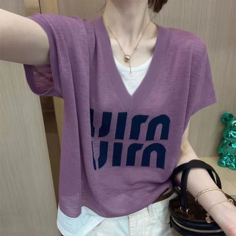 拼接V领假两件短袖T恤女夏季胖mm宽松显瘦薄款撞色提花针织衫上衣