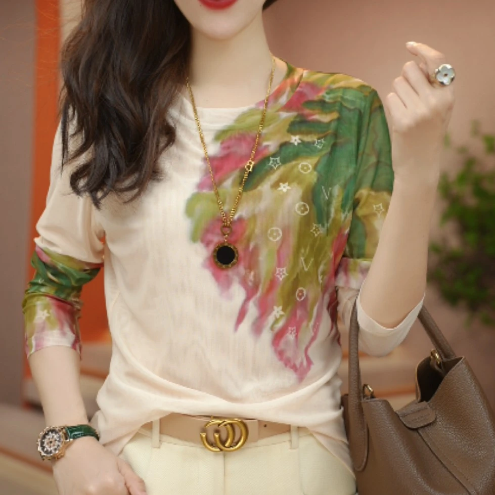 新款圆领肌肤网纱上衣小衫透气双层长袖百搭洋气显瘦气质印花小衫