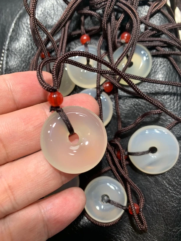 玉髓平安扣 冰透水润 多样性发货