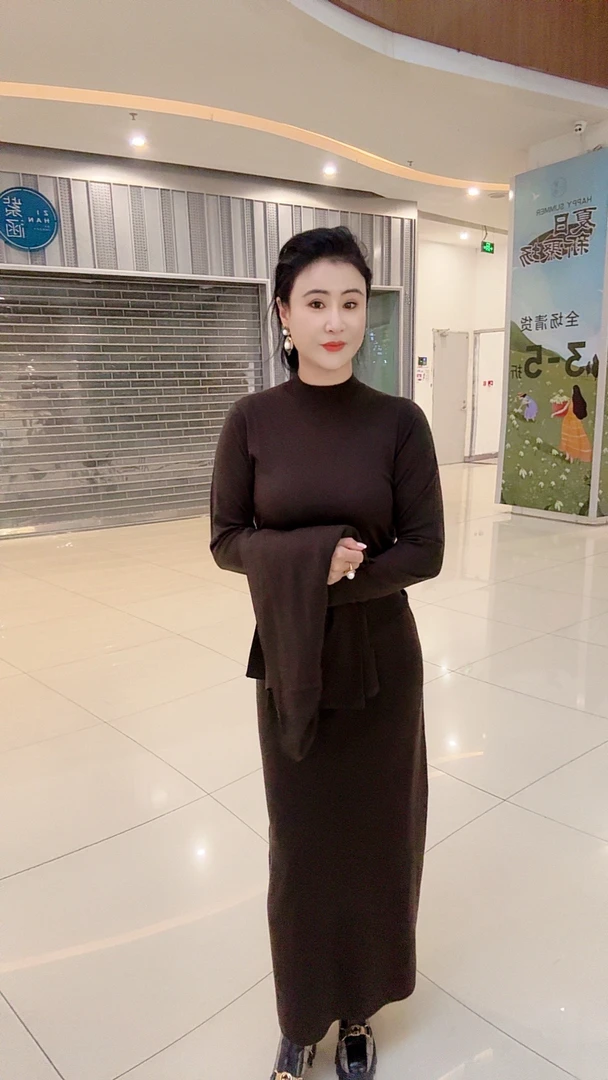 两件套针织时尚休闲套装