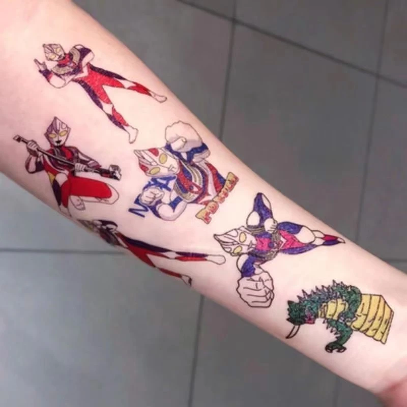 卡通奥特曼迪迦戴拿凹凸曼纹身贴纸儿童防水纹身贴画男女纹身贴纸