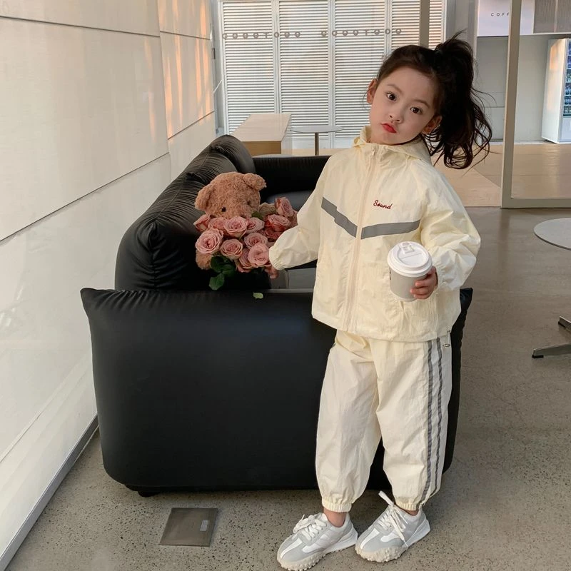 女童套装2025新款休闲装儿童反光运动服秋简约运动连帽风衣两件套