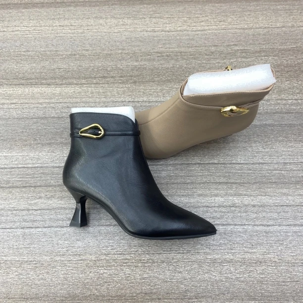 茉莉秀2023冬季新款真皮精品靴时尚优雅单靴加绒短筒时装靴182716