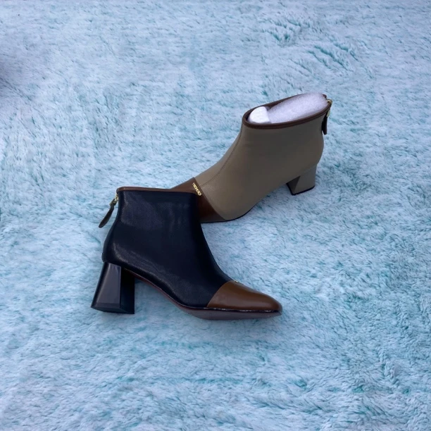 茉莉秀粗跟短靴女2024年秋冬季新款真皮单靴法式高跟方头 2630-01