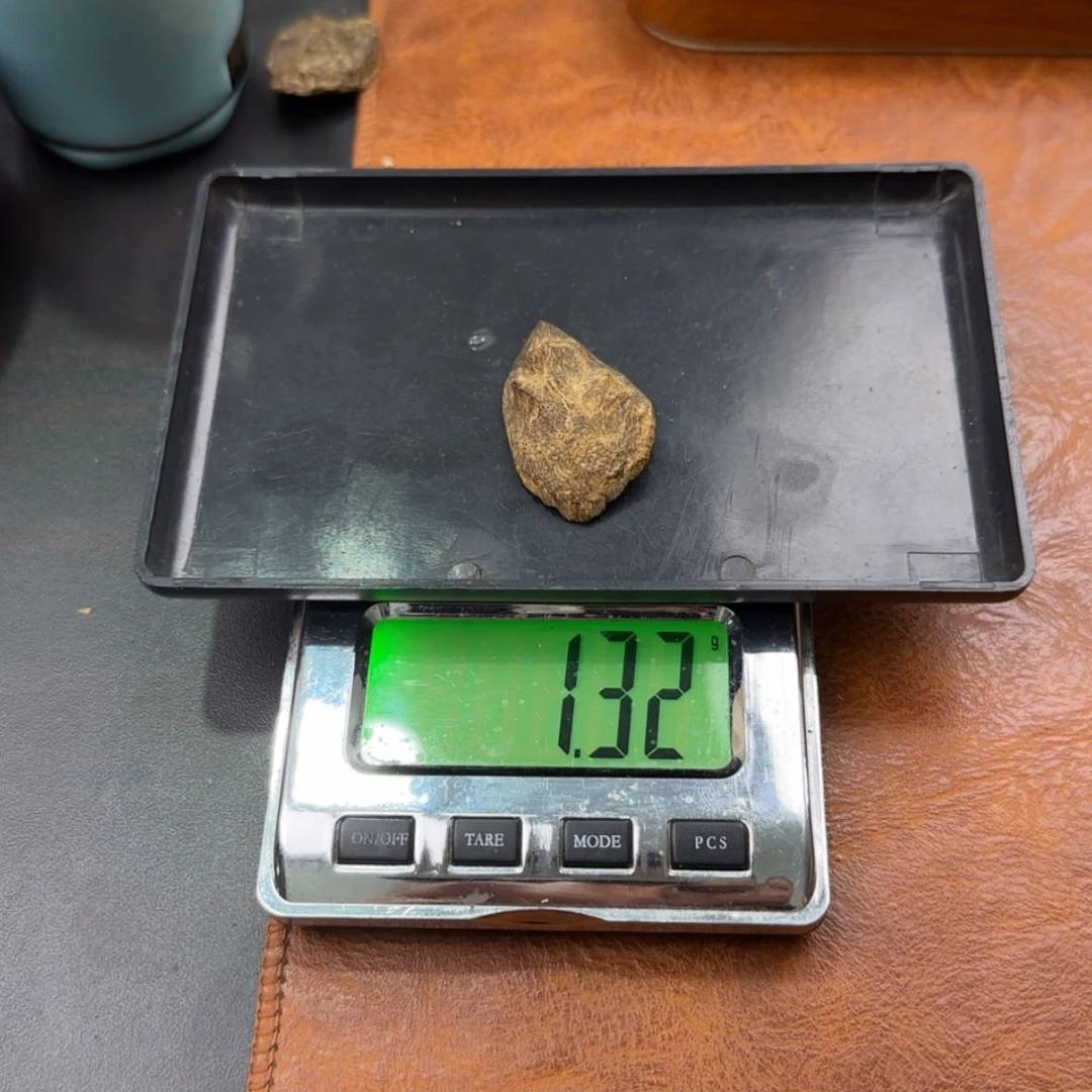 【闪购商品】沉香吊坠王***书