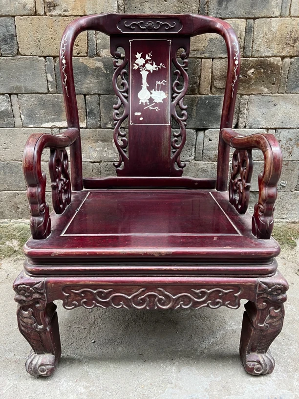 红木镶贝壳沙发老板椅一把