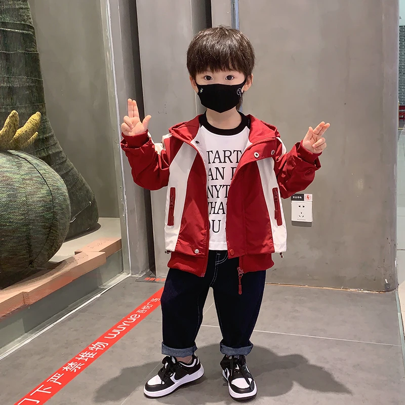 男童秋装连帽外套2024款儿童拼色风衣潮小孩上衣红色洋气休闲童装