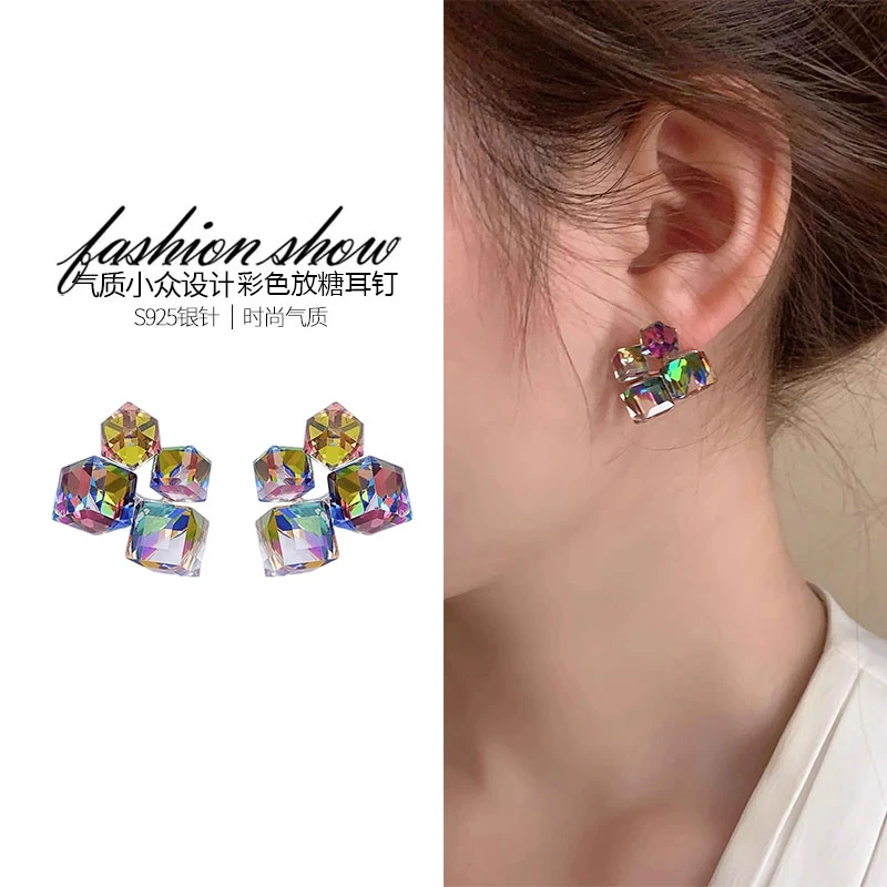 925银针爆款简约缤彩方块ins耳钉女高级感耳环新款小众设计感3721