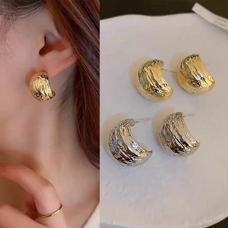 925银针几何C形金属褶皱豆豆耳钉年新款复古高级设计耳环女2740