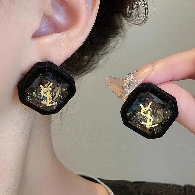 银针耳饰 字母植绒耳钉女秋冬高档简约耳环气质轻奢高级感5349