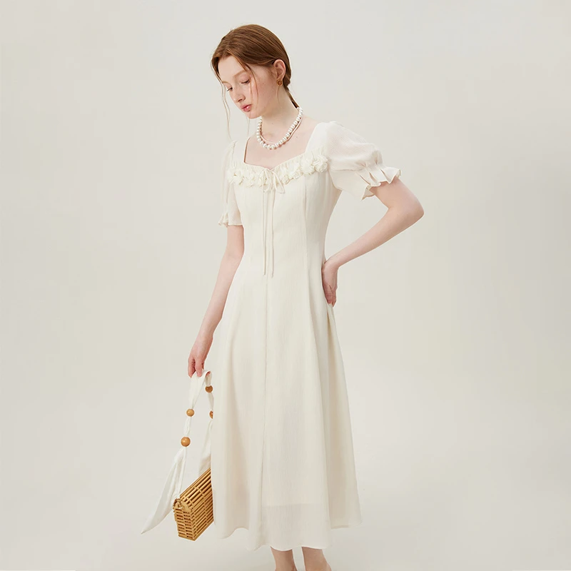 范思蓝恩法式方领装新款设计感飘逸立体花朵高腰连衣裙24FS12721