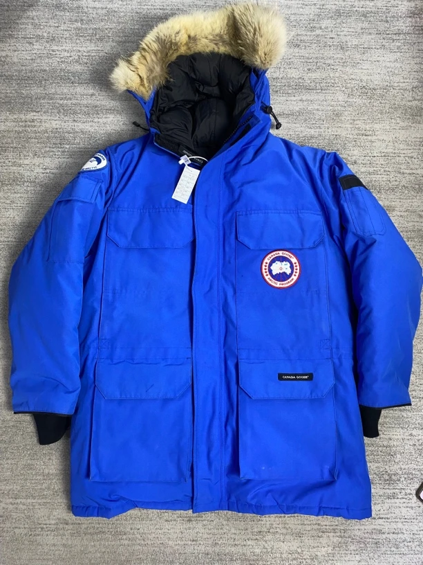 canada goose加拿大鹅/M码99新/蓝色毛领PBI北极熊款远征羽绒服