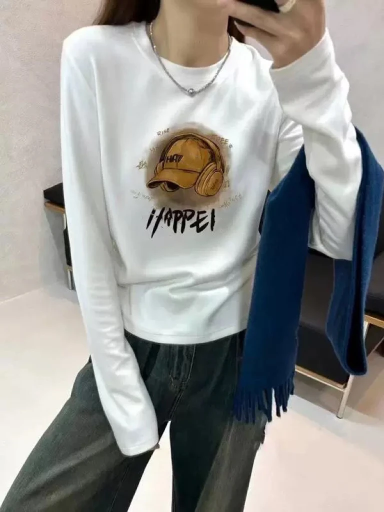 8950    女#印花图案圆领修身上衣