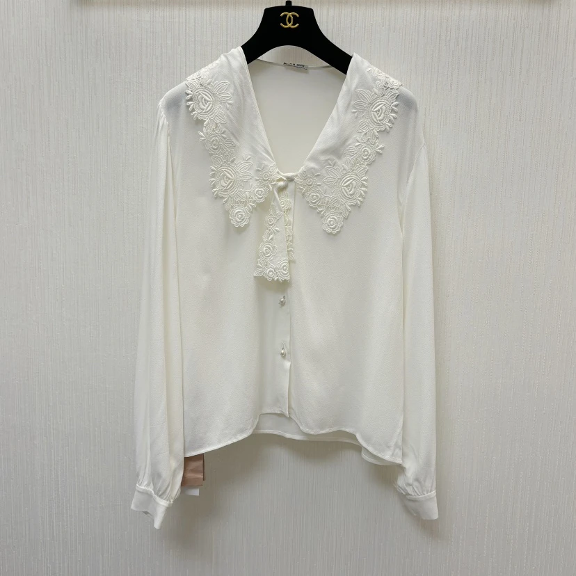 Miu Miu/缪缪 md65 全新未使用 镂空v领长袖衬衫 38码 公价1.05w