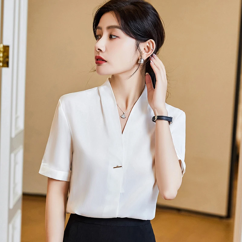 2023夏季新款高级感白色衬衫女短袖夏季气质免烫上衣V领衬衣女透