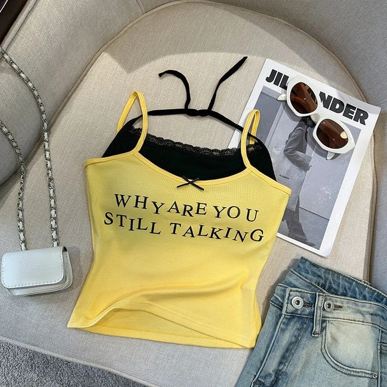 嫩黄色字母蕾丝印花假两件吊带小背心女辣妹带胸垫挂脖绑带上衣Y