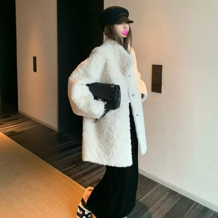白色毛毛外套女上衣宽松百搭仿羊羔毛绒冬季韩版网红仿皮毛一体