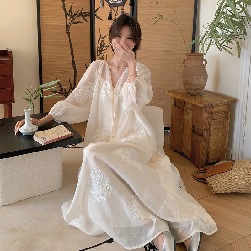 新中式国风白色蕾丝刺绣衬衫半身裙子套装女夏季高级感轻奢三件套