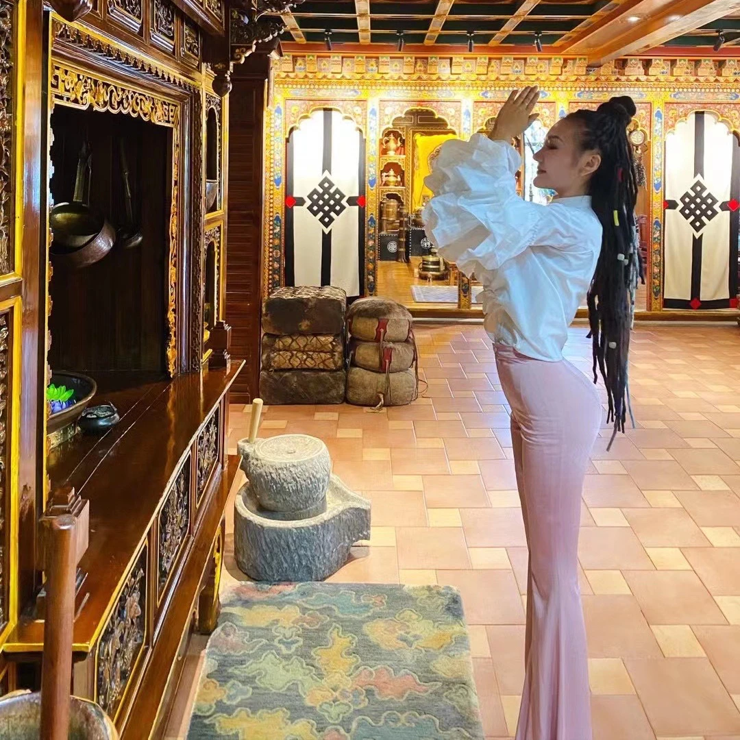 【星姐推荐】星原创高级定制「远山淡影」设计师小众轻奢名媛百搭衬衫