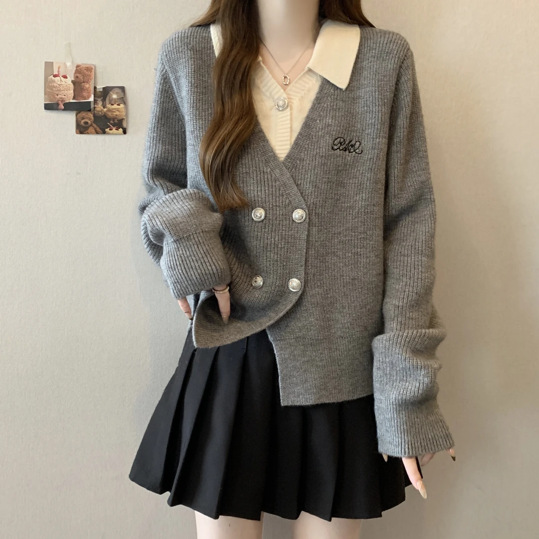 大码女装灰色假两件针织开衫春秋胖MM显瘦遮肉翻领毛衣外穿短上衣