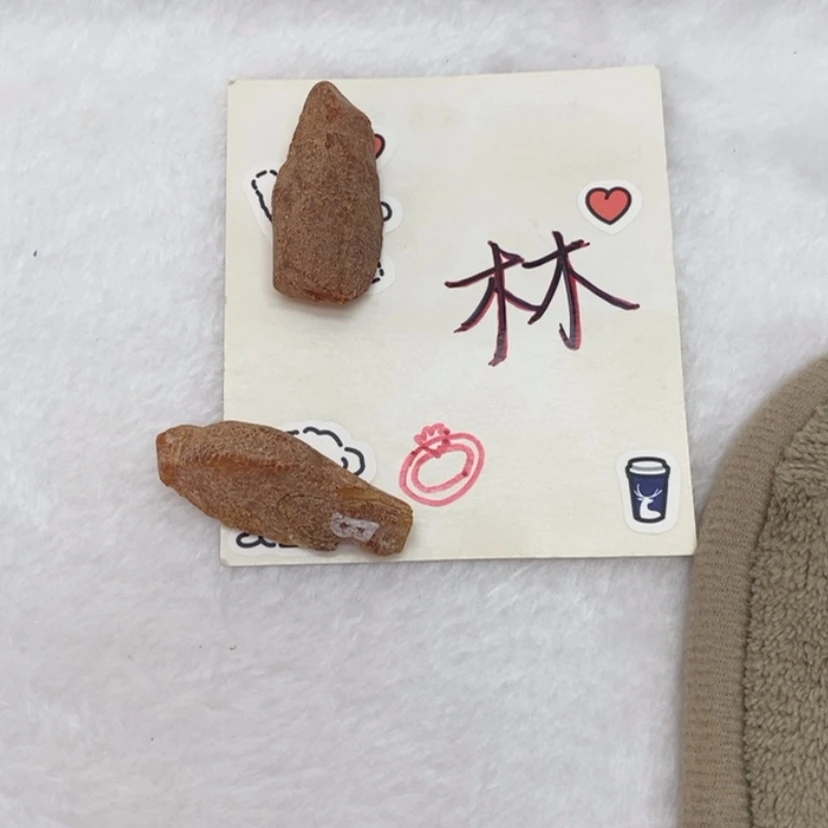 【闪购商品】定制琥珀未镶嵌王*