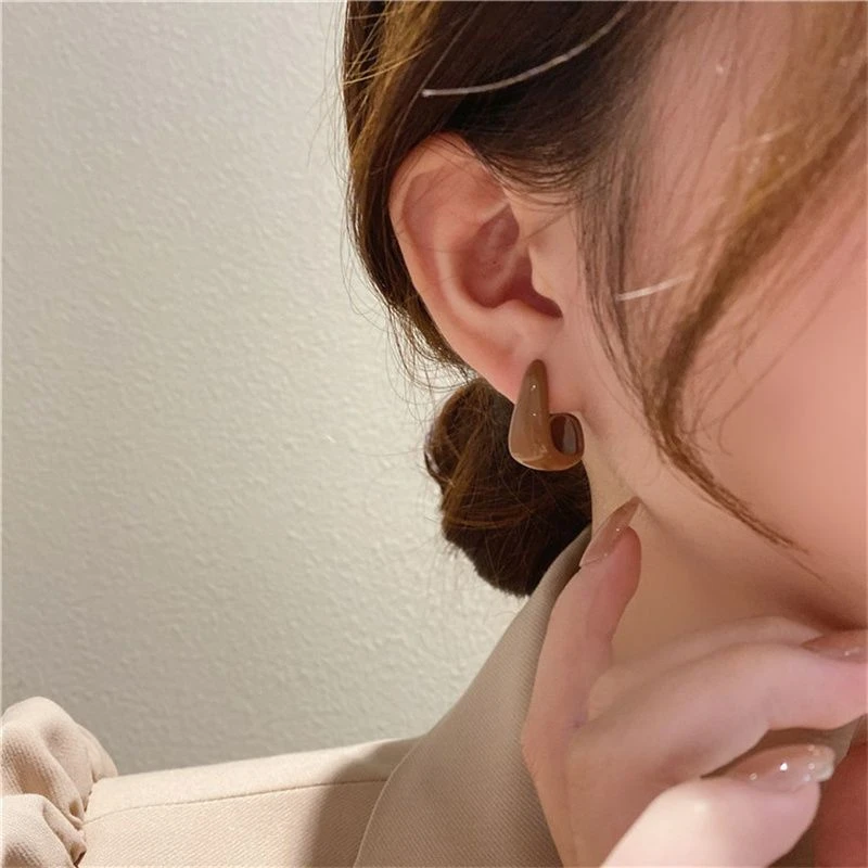 复古法式耳环女秋冬新款潮高级感轻奢小众气质耳钉耳饰女