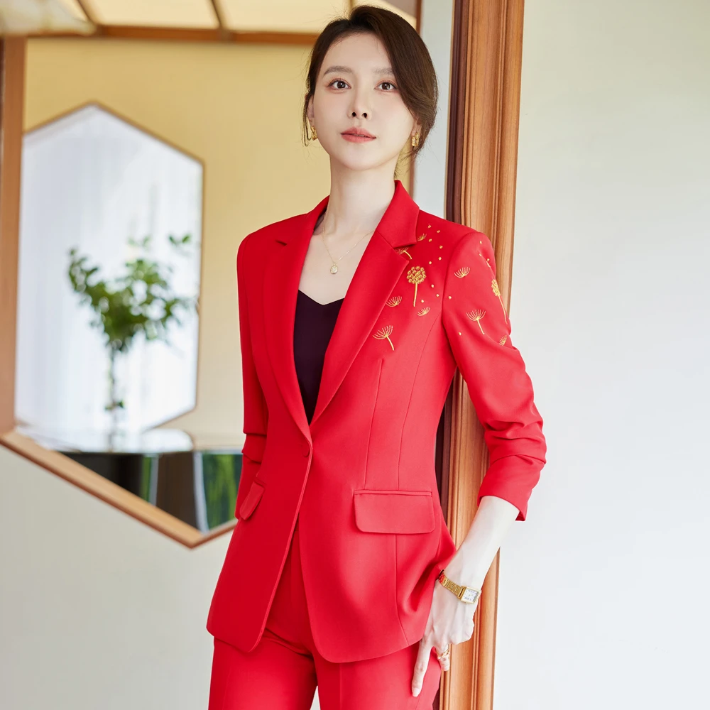 秋冬款高级感时尚长袖修身女士通勤职业西服套装（买上衣送裤子）