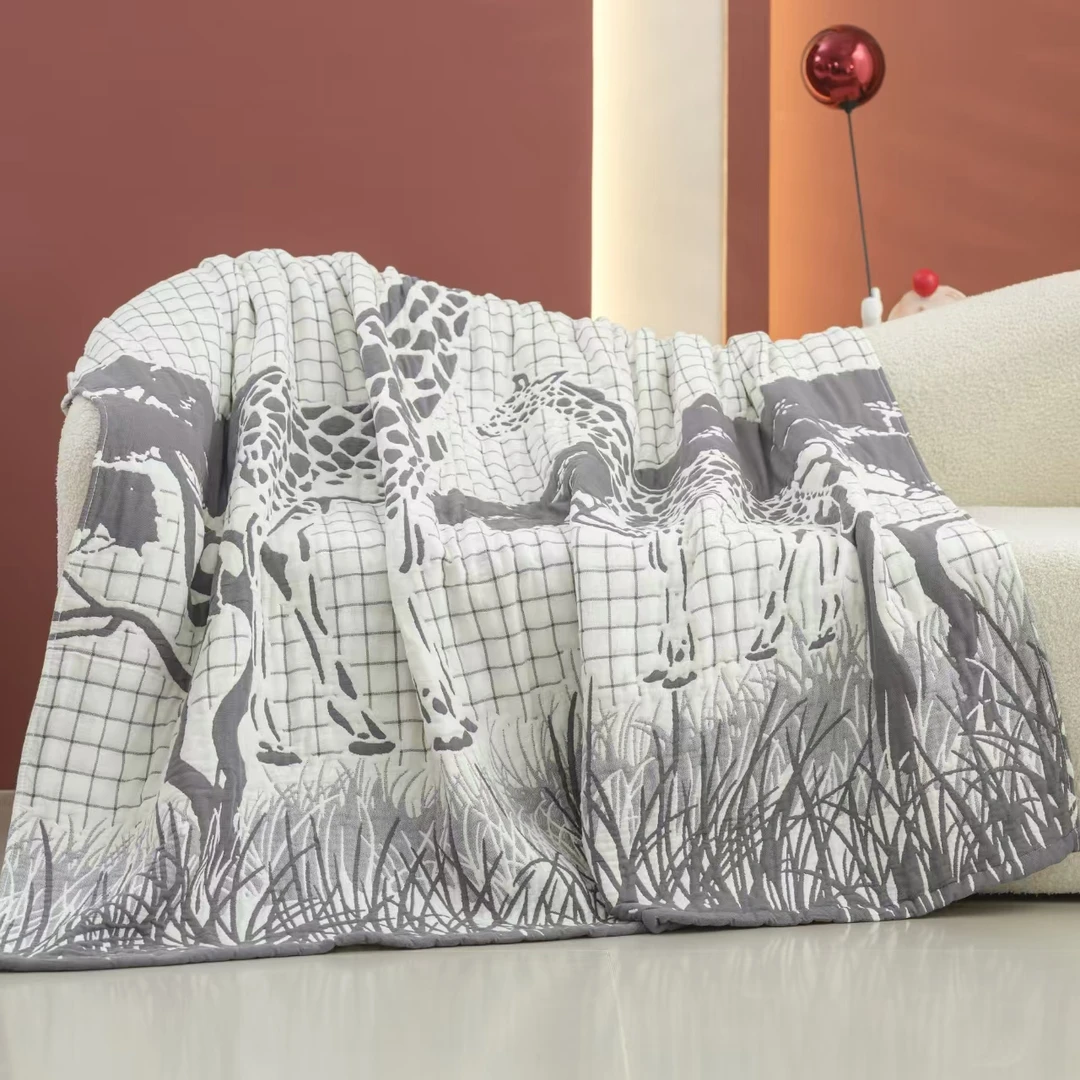 【温暖居家】多层棉纱泡芙被150x200cm-格子长颈鹿灰