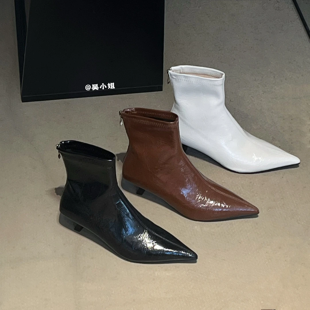 2024秋冬季新款弹力瘦瘦靴法式尖头后拉链设计网红低跟细跟短靴