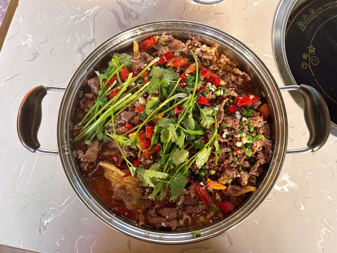 中份水煮牛肉（2选1）