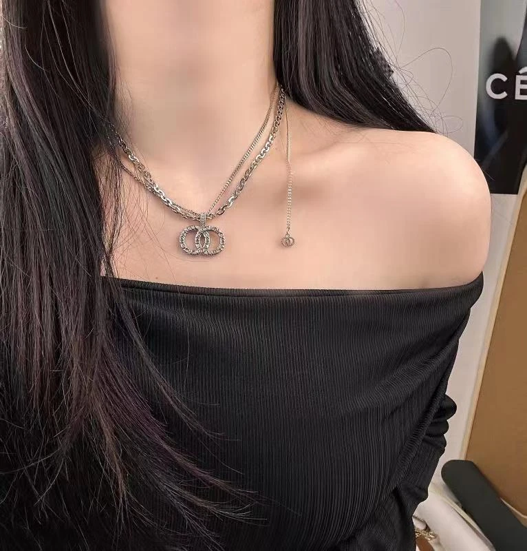 铜合金项链 小香风时尚百搭气质浮雕项链女