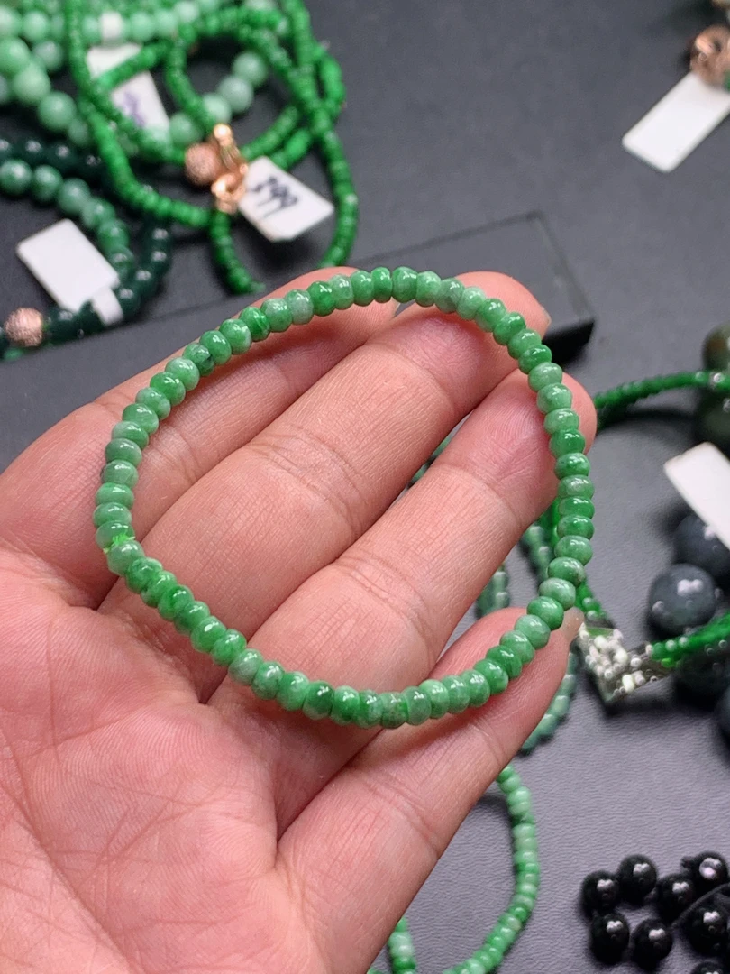天然翡翠A货冰润满绿满色果阳绿算盘珠子手串手链卡4.3mm