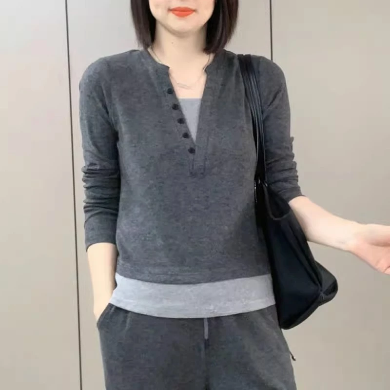 V领卫衣女2025春秋新款休闲小众拼接长袖T恤韩版洋气百搭显瘦上衣