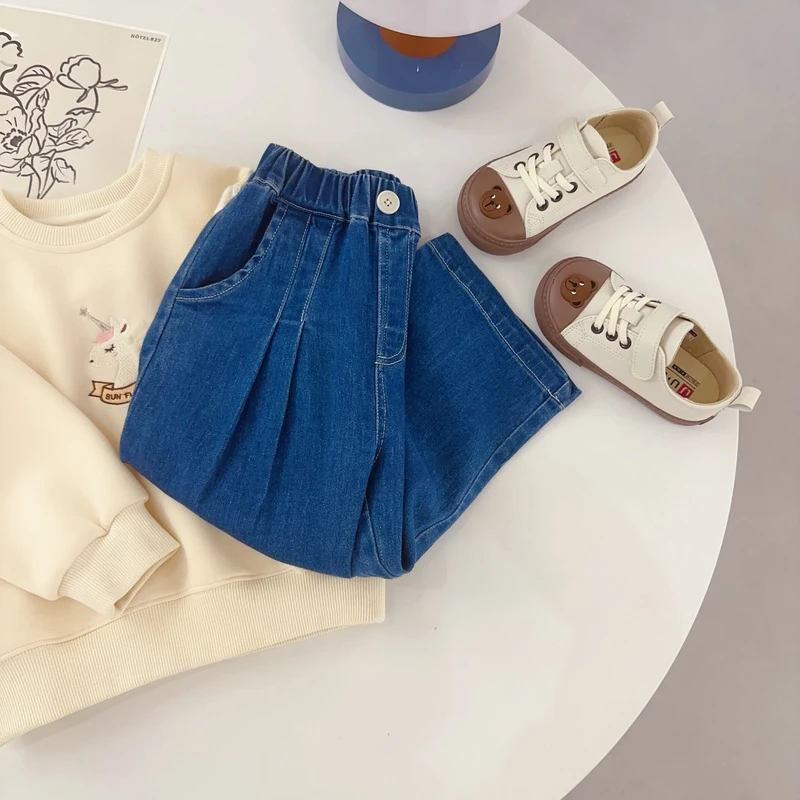 【云朵小葵】女童洋气蓝色英文刺绣两道捏褶休闲牛仔裤3240117