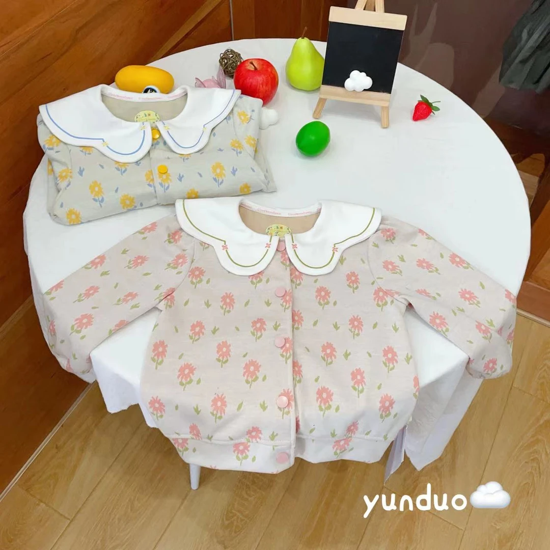 【花花的世界】儿童碎花满印娃娃领长袖暗扣外套323137