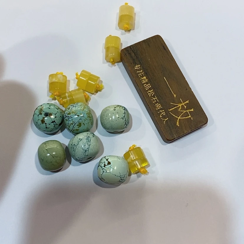 【闪购商品】琥珀珠宝奇石未镶嵌多样性发货